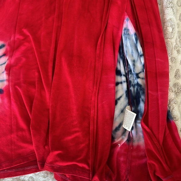 BNWOT Venus tie dye maxi dress with side slit red white blue - Picture 2 of 5